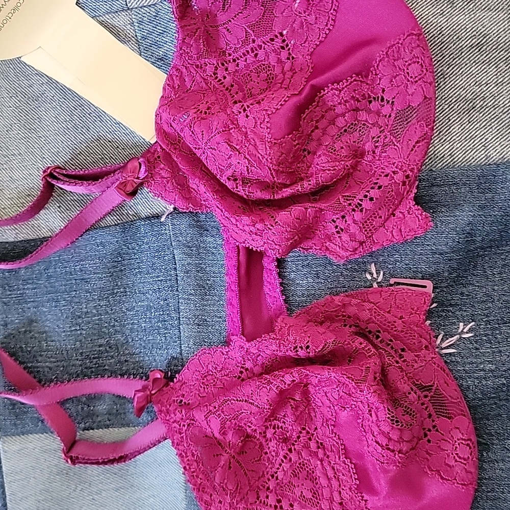 Olga/Vassarette Bras 36B - Picture 4 of 5
